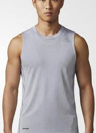 Майка adidas.  розмір s