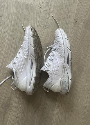 Кросівки under armour