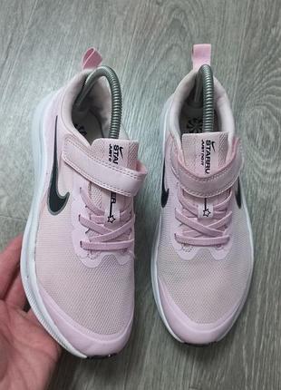 Фирменные кроссовки nike
