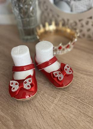 Нарядні туфельки для маленької принцеси 👑