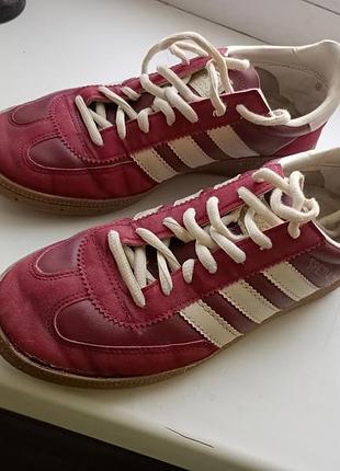Кеди adidas spezial бордо37 розмір,gaselle хакі 36 розмір