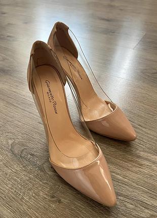Жіночі туфлі човники gianvito rossi plexi pumps