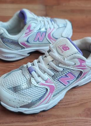 Оригінальні new balance р28.5 довжина устілки по факту 18.5см