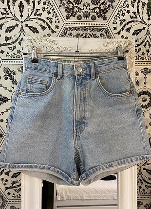 Шорти zara джинсові,короткі,блакитний колір,розмір xs -s
