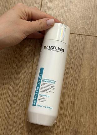 Luxliss professional argan oil luxury intensive moisture conditioner об'ємом 250 мл