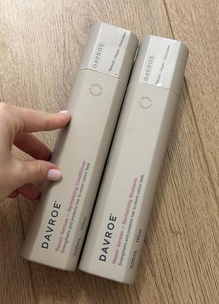Професійний дует для відновлення волосся преміум-класу davroe repair senses revitalizing shampoo та conditioner об'ємом 325 мл кожен.