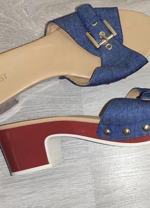 Жіночі джинсові сандалі-шльопанці nine west