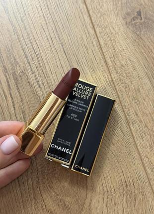 Матова помада chanel rouge allure velvet luminous matte lip colour у свіжому лімітованому відтінку 489 toi et moi