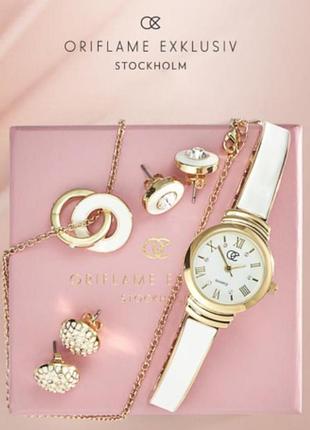 Часы с набором ювелирных украшений с кристаллами swarowski. 
oriflame exclusiv stockholm