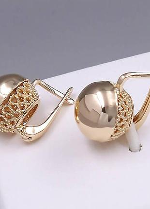 Сережки кульки медзолото xuping jewelry 18k. 2,1 см.