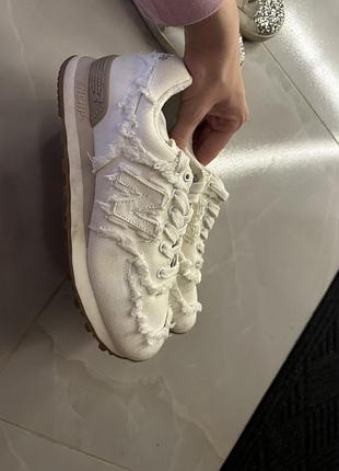 Кросівки new balance miu miu