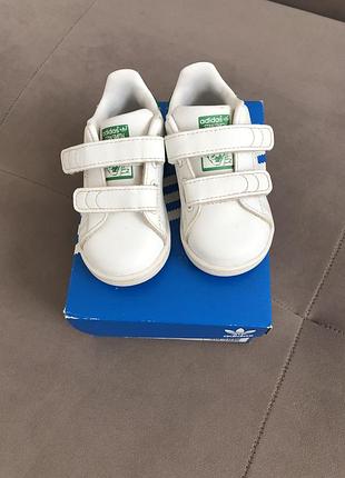 Кросівки adidas 20р