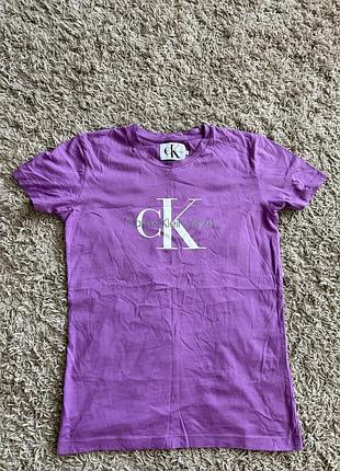 Жіноча футболка calvin klein
