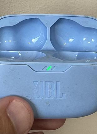 Кейс для наушников jbl wave beam б/у