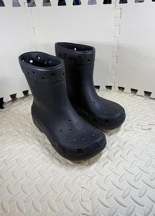 Оригинальные резиновые сапоги низкие crocs classic rain boot