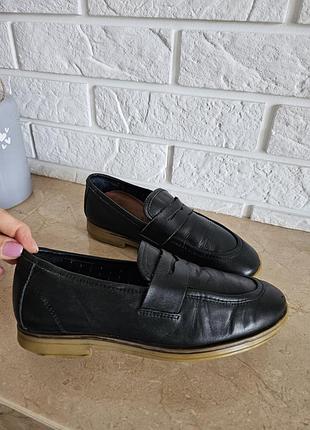 Натуральные кожаные лоферы на мальчика от zara