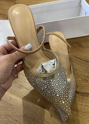 Туфлі жіночі в стилі  zara нові.