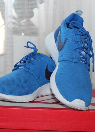 Сині кросівки nike 💙  спортивні сині кросівки nike у розмірі 37,5. стильні, зручні та комфортні для активного дня.