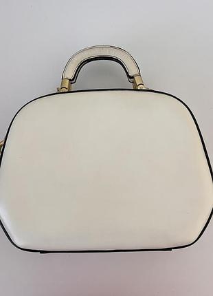 Біла сумка furla