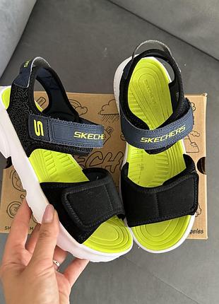 Босоніжки skechers