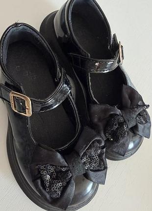 Туфлі на дівчинку 31 розмір