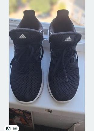 Женские оригинальные кроссовки adidas