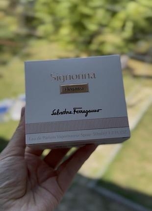 Парфумована вода salvatore ferragamo signorina 50 мл