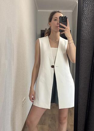 Жилет белый zara