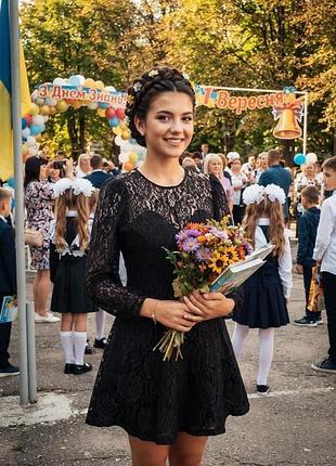 Сукня кружево в школу з фатиновим підюпником