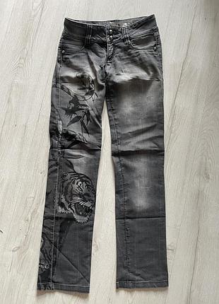 Джинси прямі низька посадка тигр у стилі ed hardy стиль 2000х