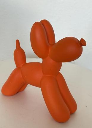 Декоративная керамическая фигурка собака «balloon dog» в стиле поп-арт (джефф кунс)