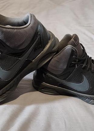 Продам кроссовки nike air visi pro 6