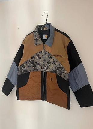 Кастомна куртка carhartt