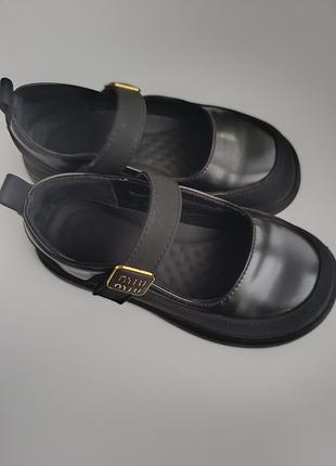 Стильные туфли miu miu для девочки