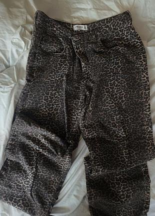 Леопардовые джинсы pull&amp;bear