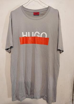 Футболка hugo.