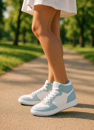 Жіночі кросівки "high" білий з блакитним