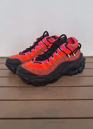 Кросівки nike air max flyknit venture fd2110 600, us6.5 eu 37.5, 23.5