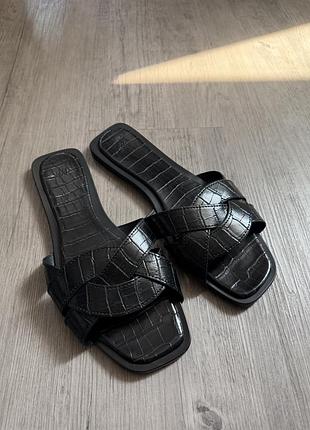 Шоьопки чорні жіночі 39р h&m