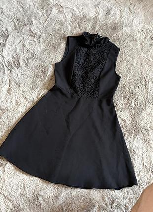 Коротка сукня від zara