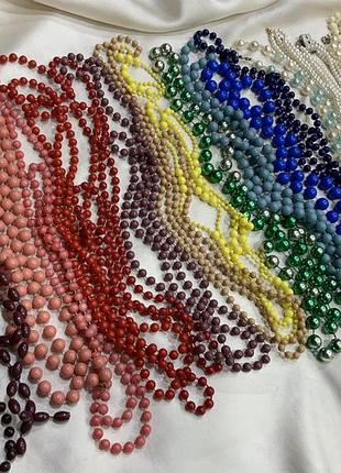 Яскравий лот вінтажне намосто 22 шт кольровий легкий пластик акрил для образів та творчості