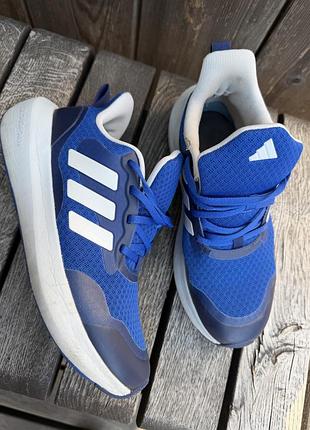Кросівки adidas