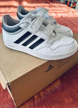 Adidas кеди дитячі