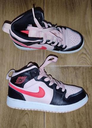 Дитячі кросівки nike jordan р.32