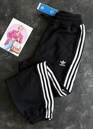 Спортивки adidas класика