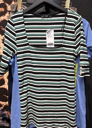 Натуральна футболка f&f