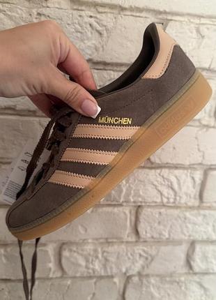 Жіночі кросівки adidas münchen w (нові з біркою)