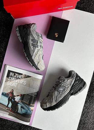 Жіночі кросівки new balance 1906d grey black