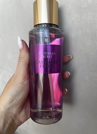 Парфюмированный спрей для тела victoria's secret cashmere fleur объемом 250 мл