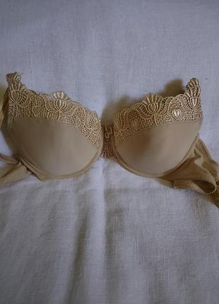 Бюстгальтер 80в.